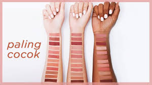 Jangan Salah Beli! Ini Dia Tips Memilih Warna Lipstik Menurut Warna Kulit