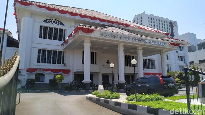 Kasus Positif Corona di Gedung DPRD Jabar, 7 di Antaranya Anggota