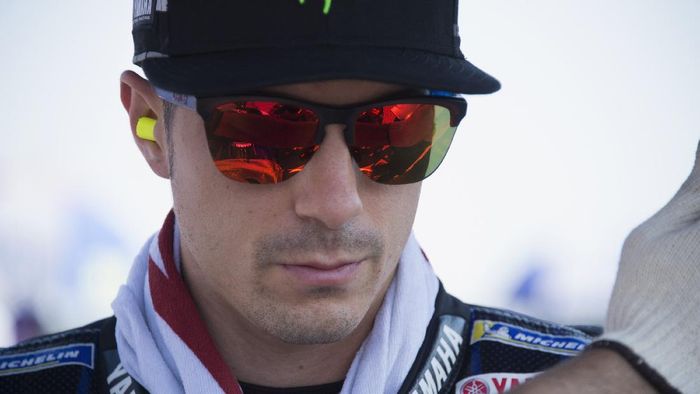 MotoGP Styria 2020: Vinales Jatuh, Motor Terbakar, Ada Red Flag