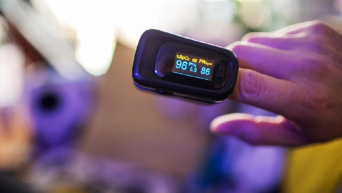 Cara Kerja Pulse Oximeter, Pendeteksi Gejala Awal Happy Hypoxia COVID-19