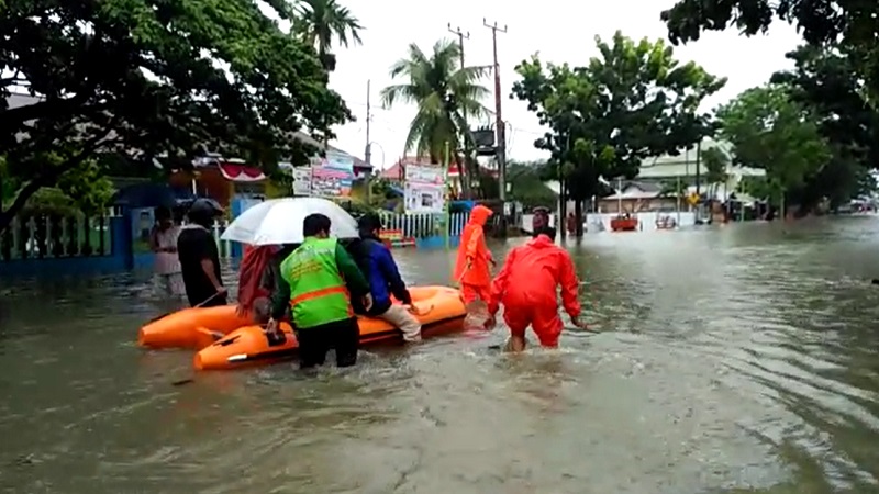 Update BPBD: Ada 9 Titik Genangan, 1 Pohon Tumbang dan Dua Longsor di Kota Padang