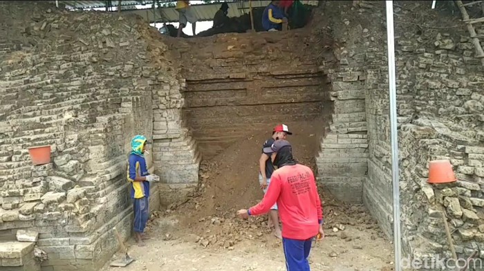 Arkeolog Tak Temukan Pintu dan Tangga di Situs Candi Patakan Lamongan