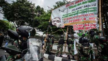 Saling Singgung Pangdam Jaya vs FPI soal Baliho Habib Rizieq