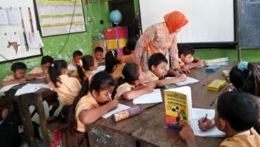 1 Juta Guru Honorer Diangkat Jadi PPPK Digaji Setara PNS, Berikut Fakta-faktanya